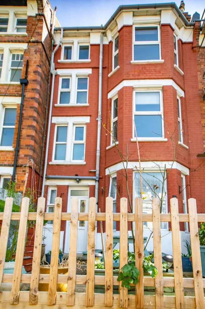 Welcome To Nelson'S Quarters Hastings Exterior foto